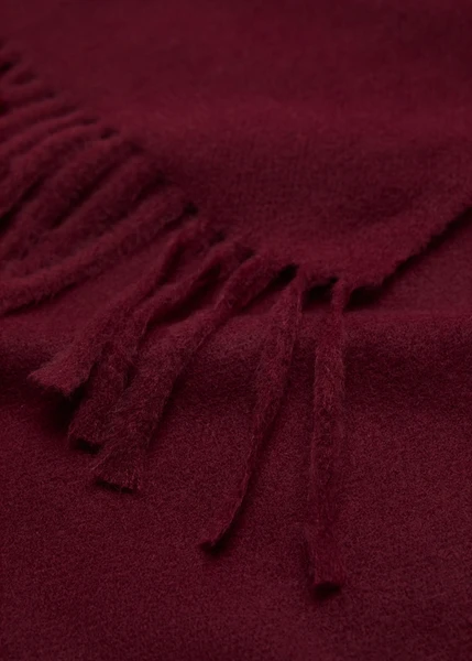 Écharpe à franges - Femme | MANGO France métropolitaine