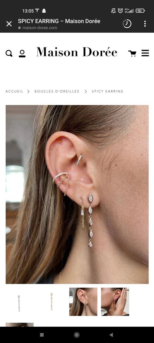Boucle d'oreille couleur or 