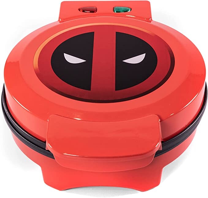 Amazon.com: Uncanny Brands Marvel Deadpool Waffle Maker - Merc With a Mouth on Your Waffles- Waffle Iron: Home & Kitchen