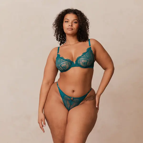 Charmed Balcony Soutien Gorge et String/Culotte Ensemble