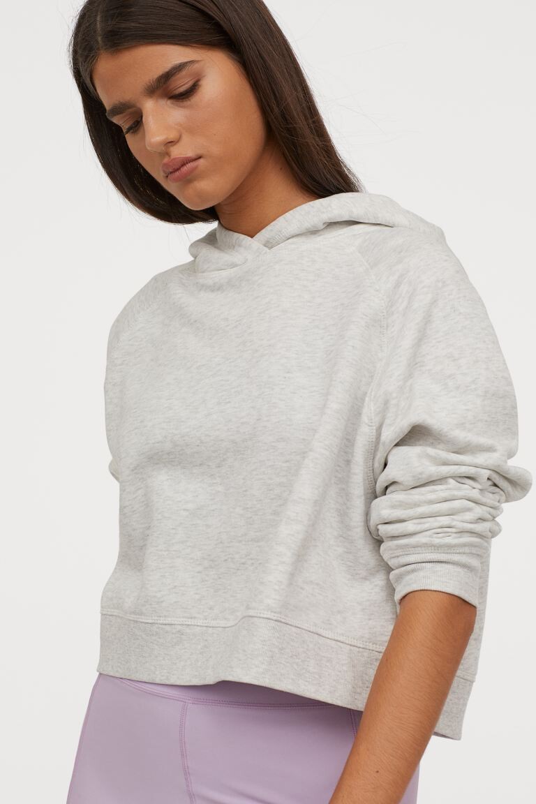 Sweat court avec capuche
