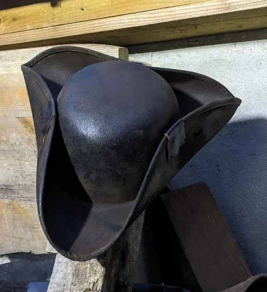 chapeau pirate tricorne noir