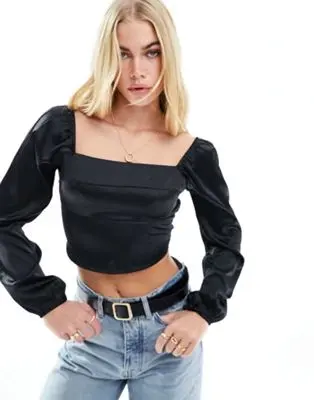 Hollister - Top manches longues en satin à encolure carrée - Noir
