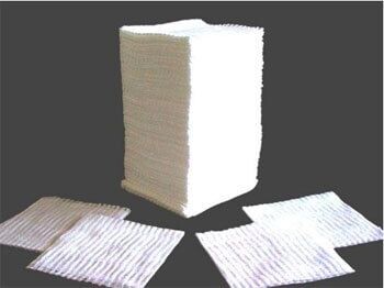 Compresses de gaze UU 7.5 x 7.5 cm par 100 | La Compagnie des Animaux