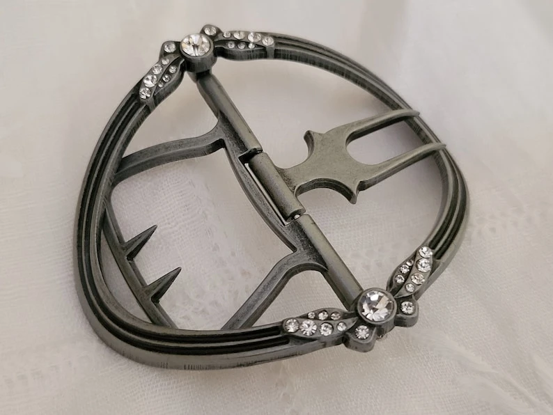 Boucle de chaussure, chapeau, reproduction du 18ème siècle. Boucle géorgienne.