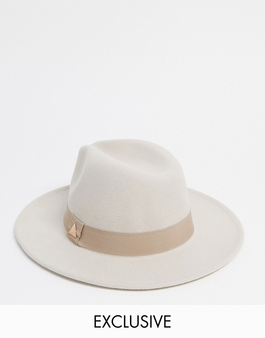 My Accessories London - Fedora avec boucle en exclusivité - Écru-Crème