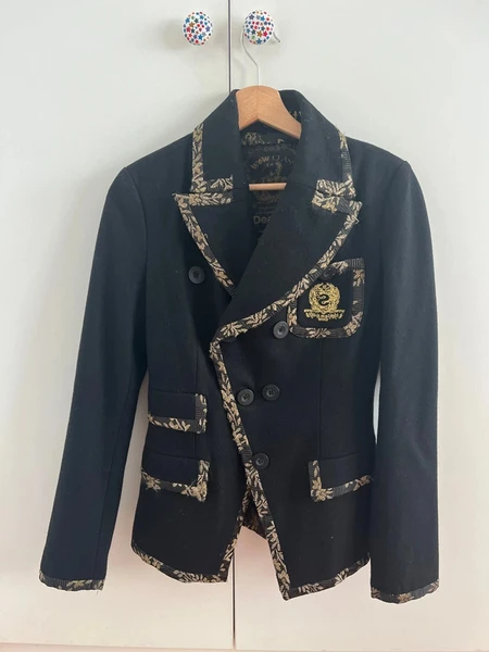 Chaqueta desigual