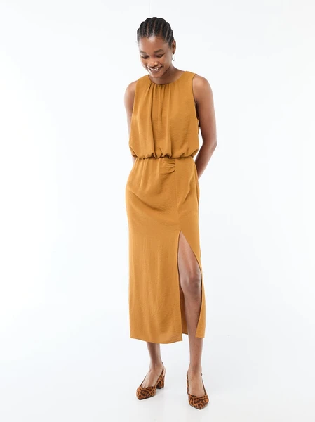 Robe midi effet drapé sans manches