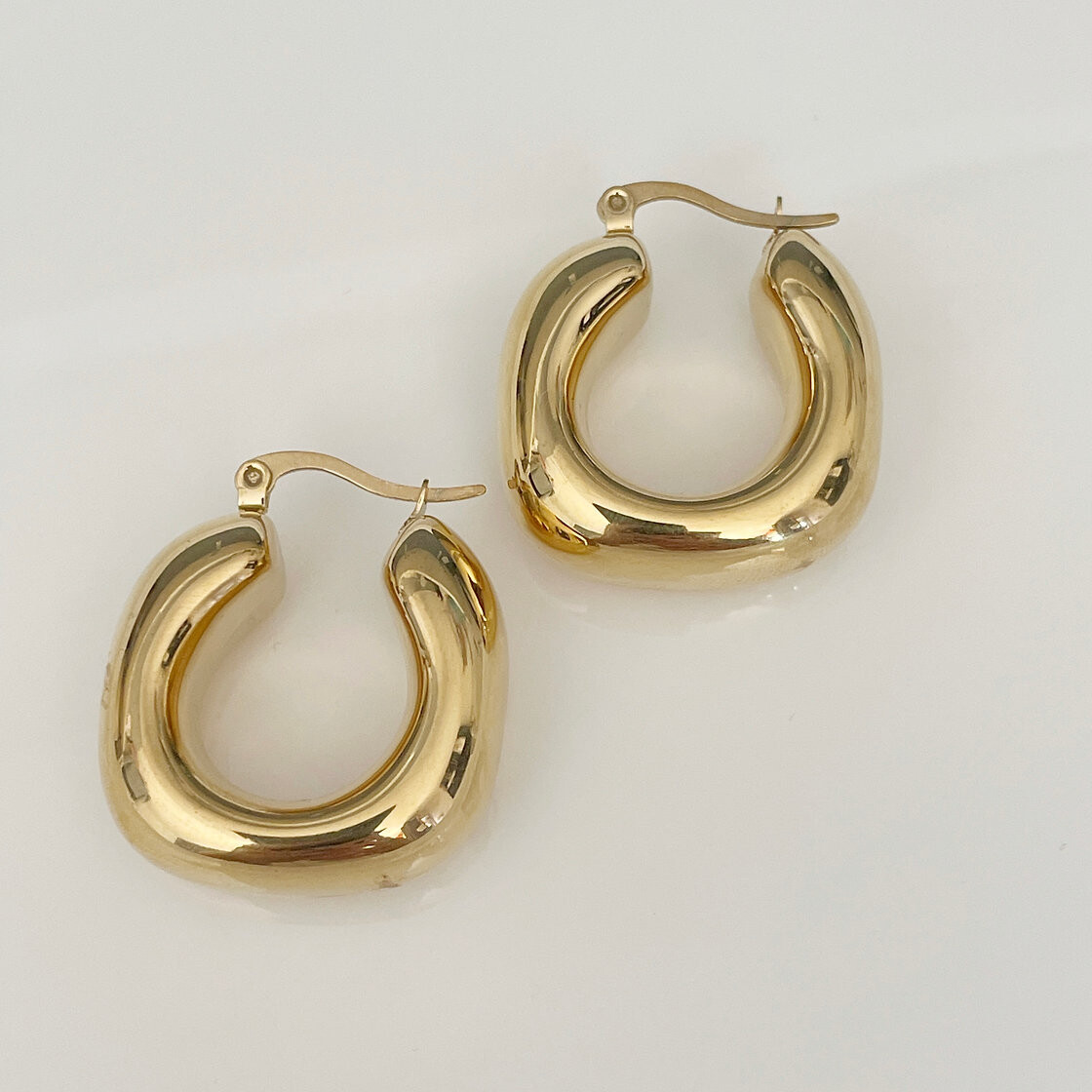 BOUCLE D'OREILLE