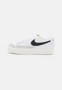 W BLAZER LOW PLATFORM - Baskets basses - white/black/sail/team orange