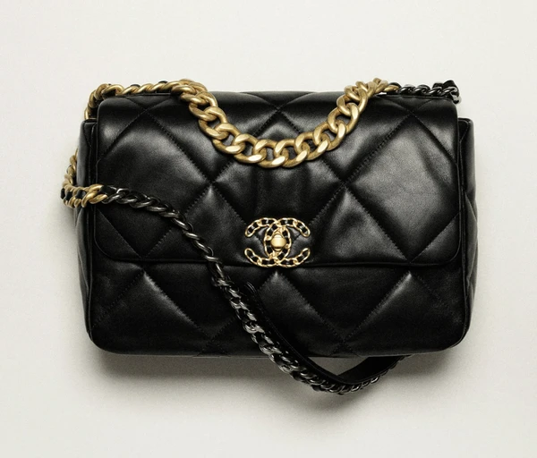 Grand sac CHANEL 19