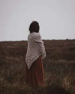 Moorland shawl pattern by Tania Barley
