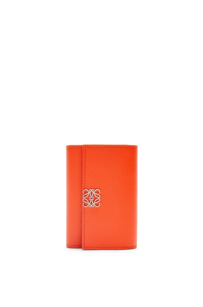 Anagram small vertical wallet in pebble grain calfskin