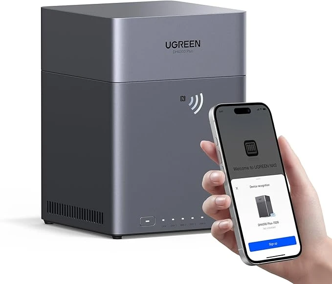 UGREEN NASync DH4300 Plus NAS de Bureau 4 Baies, Port LAN 2,5 GbE, 8 Go RAM, Connexion NFC One-Touch, Album Familial/Bébé AI, Cloud Personnel pour Maison/Bureau (sans Disques)