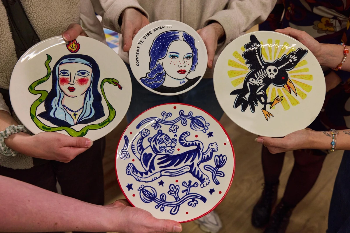 Décorez votre pièce en céramique avec Emma, Mirella et leur équipe