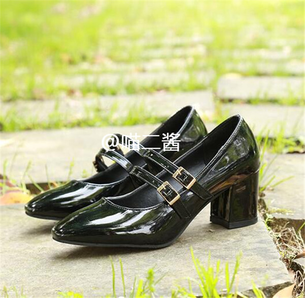  New-In Classic Mary Jane Small Square Head Middle with Thick Light Port Lolita High Heels Shoes Buckle Patent Leather Cool Shoes Women 