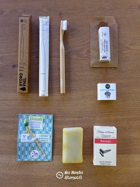 Cosmétiques Solides Bio zéro déchet - 5 produits : Brosse à Dents et Oriculi bambou, Dentifrice solide à la Menthe, Shampoing tous types de cheveux et Savon de Rasage avec huile apaisante.: Amazon.fr: HygiÃšne et Soins du corps