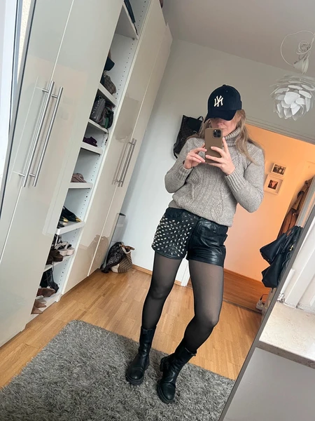 The Ragged Priest Ledershorts Nieten