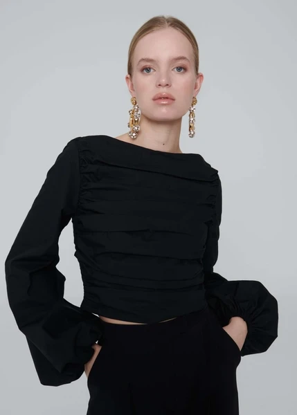 Poplin Straight Neck Top • ESTHE