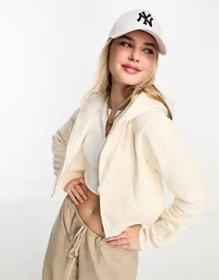 Pull&Bear - Sweat à capuche court à fermeture éclair - Écru