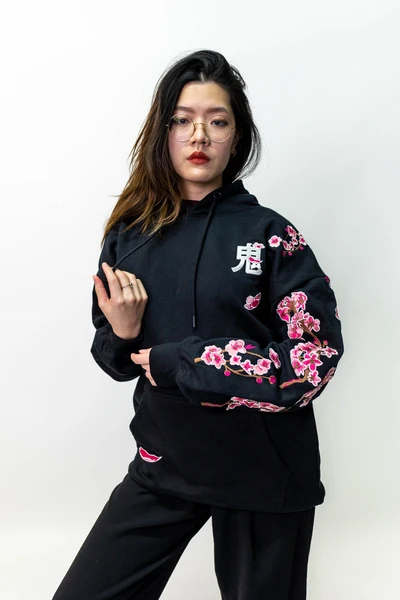 Hoodie sakura Taille L ou XL 