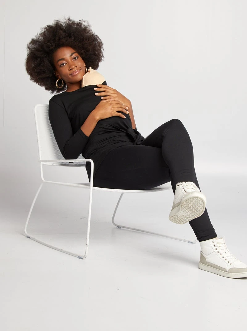 T-shirt kangourou pour y glisser bébé (allaitement, peau à peau, calin)