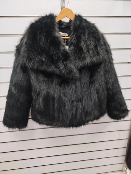 Manteau fausse fourrure femme