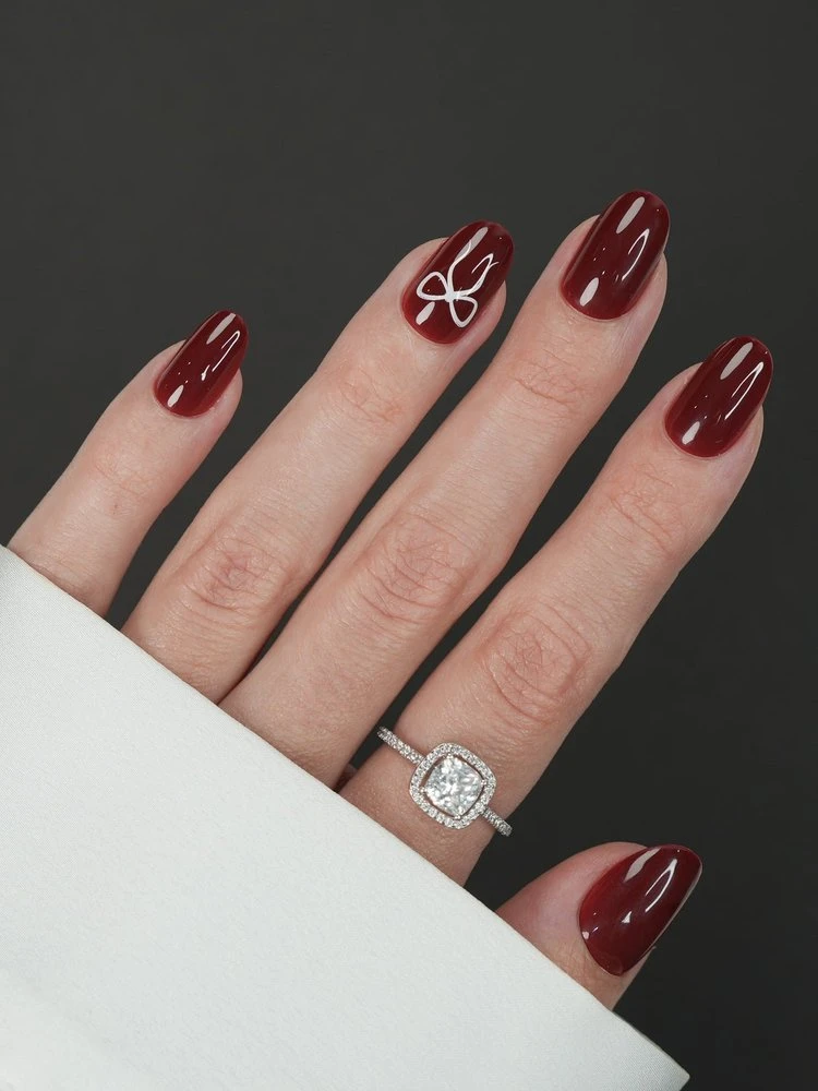 Kit de Faux Ongles - Wrapped in Red