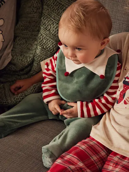 Coffret cadeau de Noël bébé dors-bien en velours + bavoir vert sapin - Vertbaudet