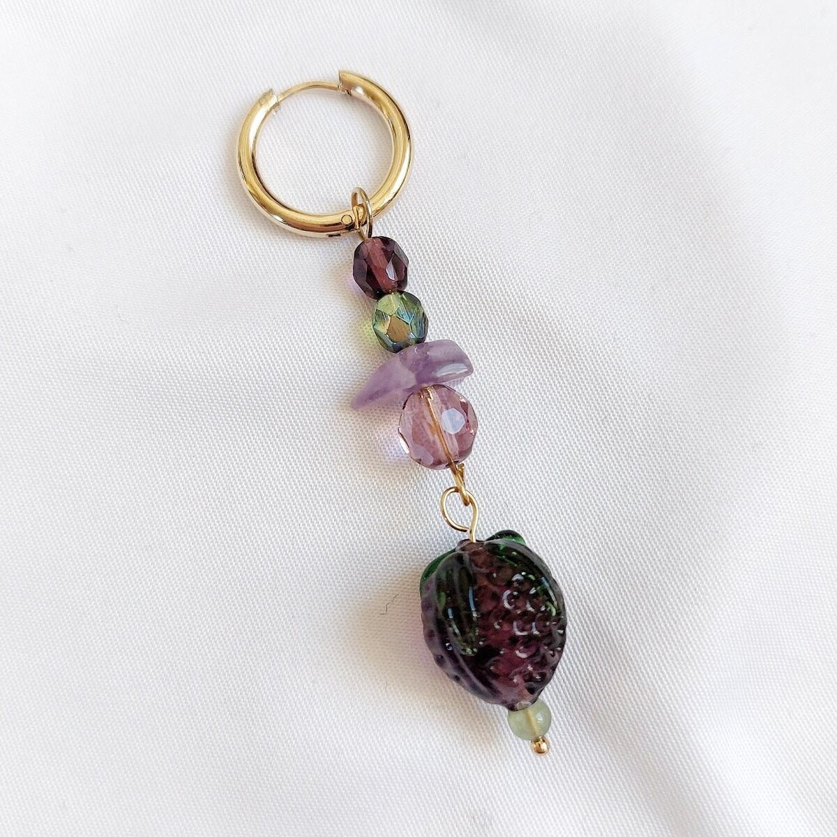 Monoboucle/ Boucle d'oreilles upcyclée unique "Terra"