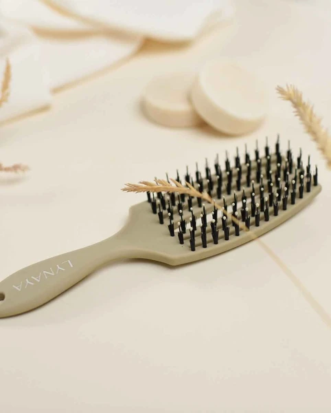 Brosse démêlante anti-casse et sans douleurs