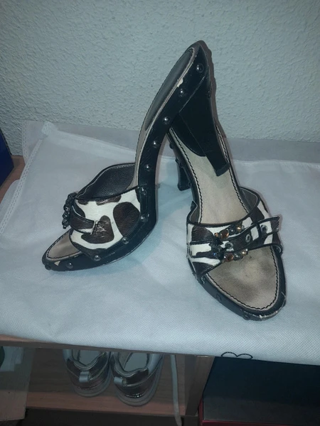 Sandalias