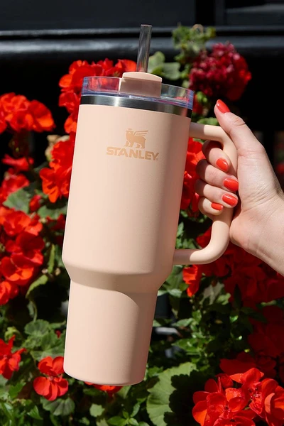 Tumbler Stanley UO Exclusive Peach Cream Quencher H2.0 Flowstate 1.2L / 40oz