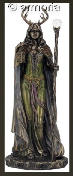 Figurine La Gardienne de la Forêt en résine aspect bronze
