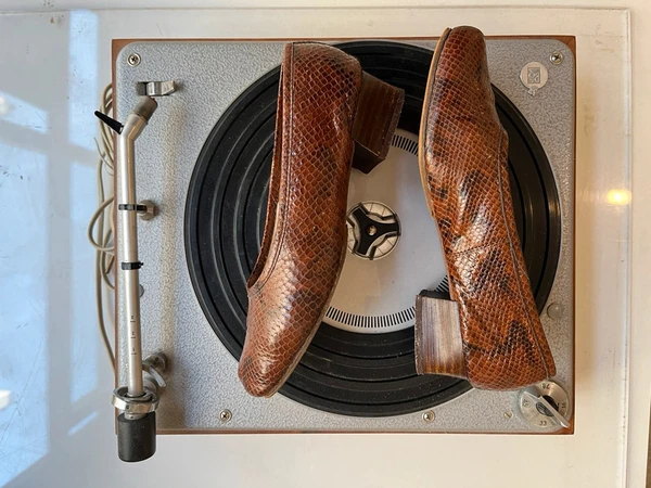 Repetto serpent pour aller danser Yé-Yé