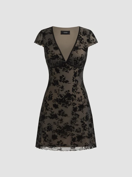 Robe mini en maille, col V, fleurs et ruban