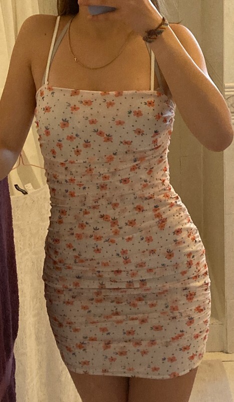 Robe moulante fleur taille S