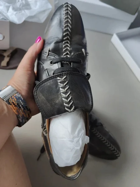 Scarpe stringate nere donna