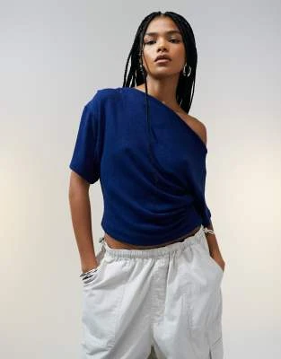 ASOS DESIGN - T-shirt texturé en maille avec détail corset - Bleu marine
