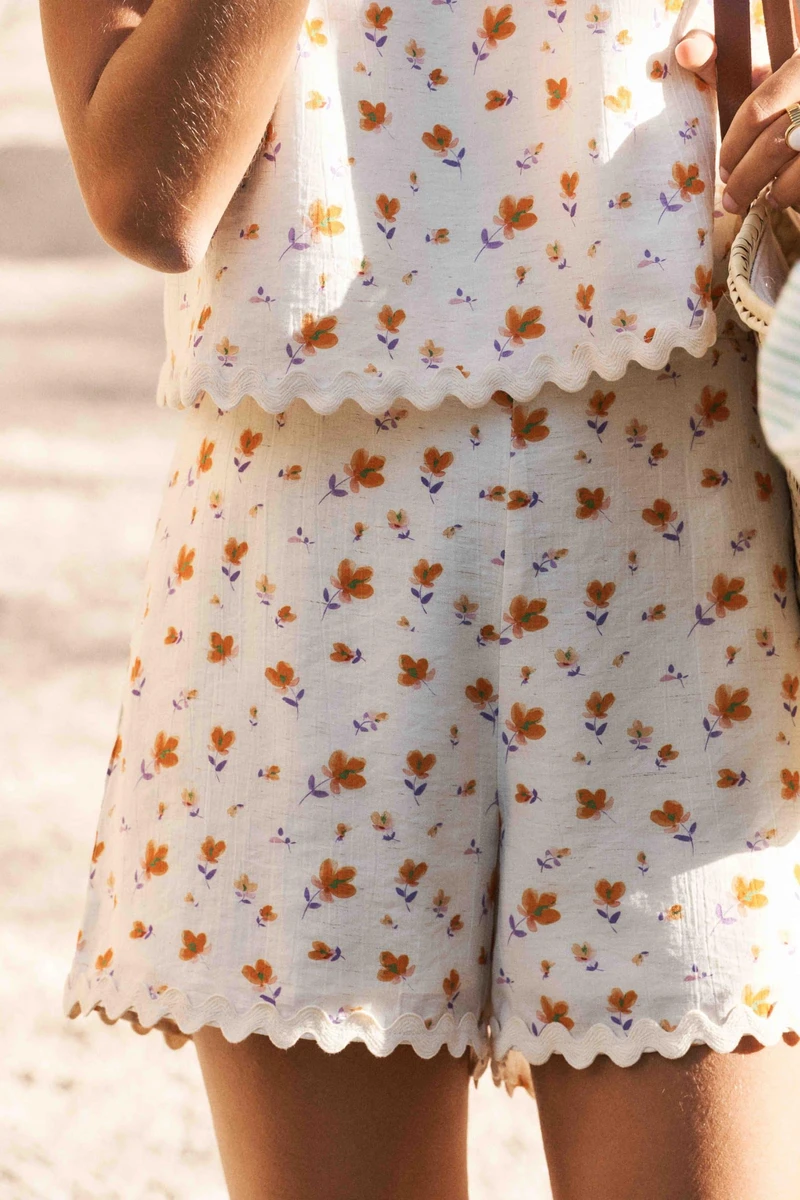 Short Cara