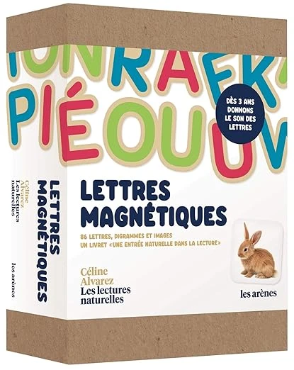 Coffret Lettres magnétiques: 86 lettres, diagrammes et images en bois aimantés et 1 livret "Une entrée naturellle dans la lecture" Broché – Illustré, 4 septembre 2019