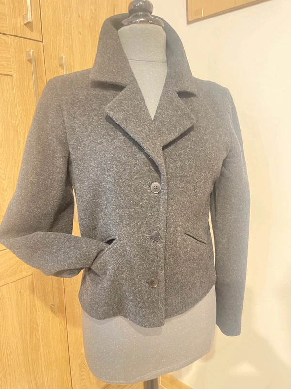 Veste en Laine Agnès B , T 38/40