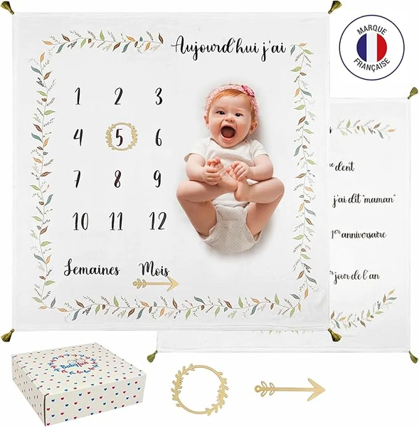 Babyfun Couverture Etape Bebe Imprimée Double Face – Tapis Mois Bebe en Français - Tapis Photo Bebe Mois - Cadeau Naissance Fille ou garçon - Label Oeko-TEX - Accessoires et Boite Cadeau Inclus
