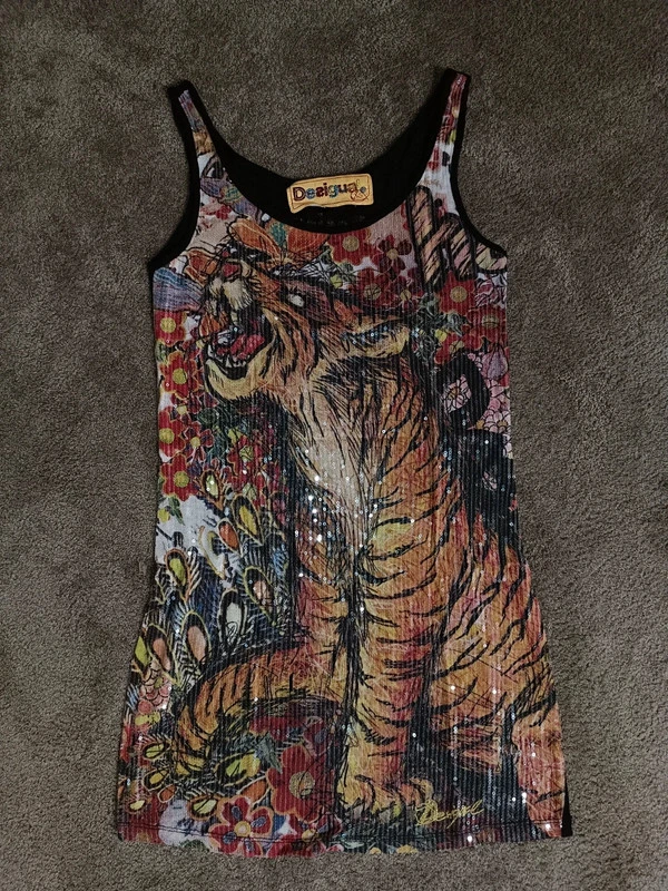 Canottiera Desigual con paillettes