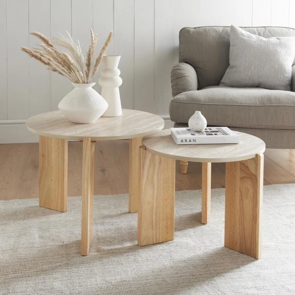 Ens tables type travertine