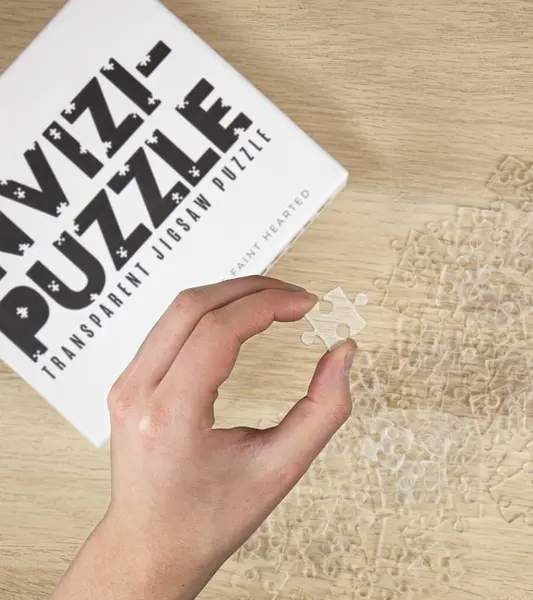 Puzzle transparent invisible