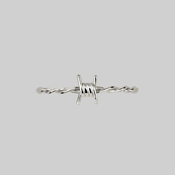 Wire Rakhne Listy SURVIVAL. Symbolic Barbed Wire Ring - Silver | Votre wishlist sur Listy