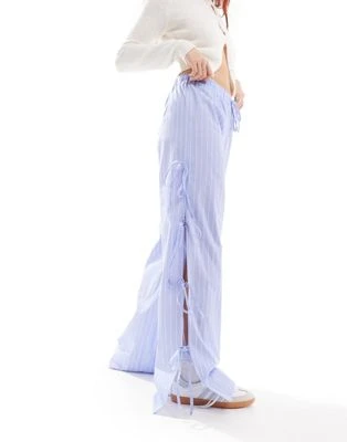 ASOS DESIGN - Pantalon large à rayures en popeline de coton avec liens sur les côtés - Bleu | ASOS