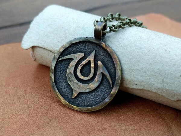 Haute qualité en métal solide Casting, Fire Emblem, exalter Bijoux Pendentif collier breloque