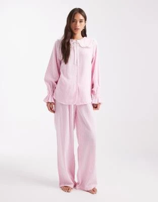 Miss Selfridge - Ensemble de pyjama large en coton à rayures - Rose
